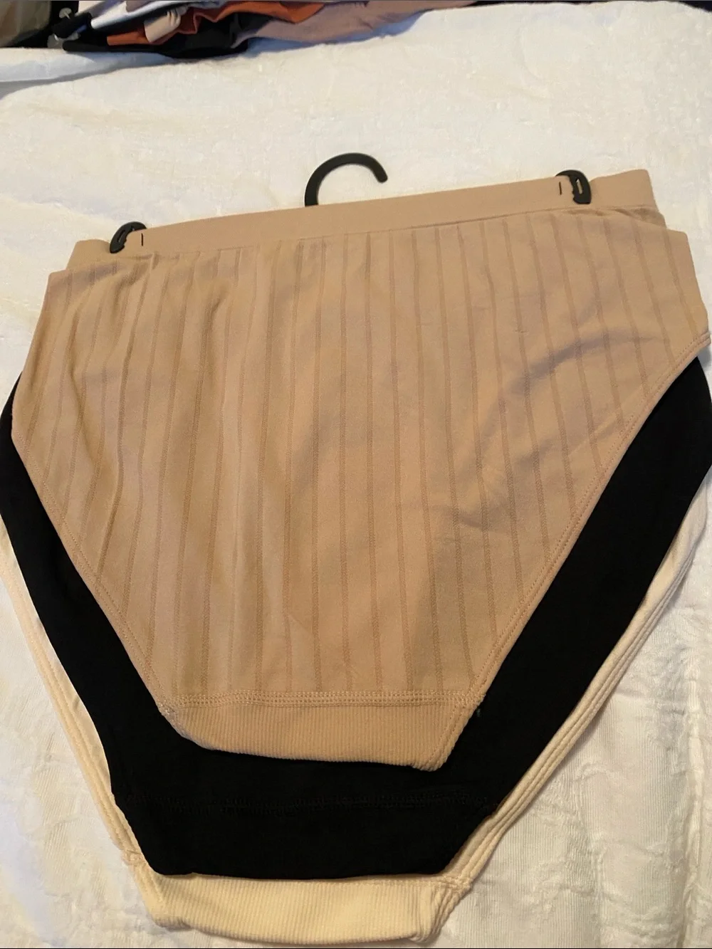 Kathy Ireland Women’s High-Waist Briefs — Cream, Black, Tan 3-Pack)